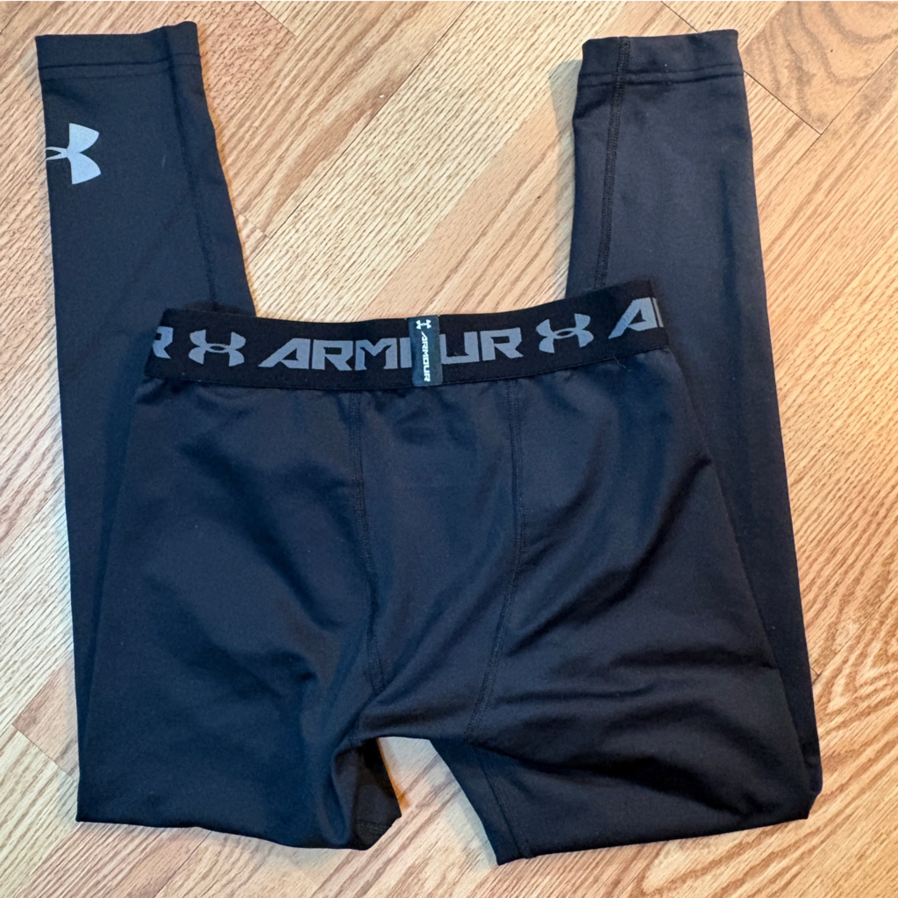 Under Armour Black Compression Athletic Leggings W/ Branded Waistband
